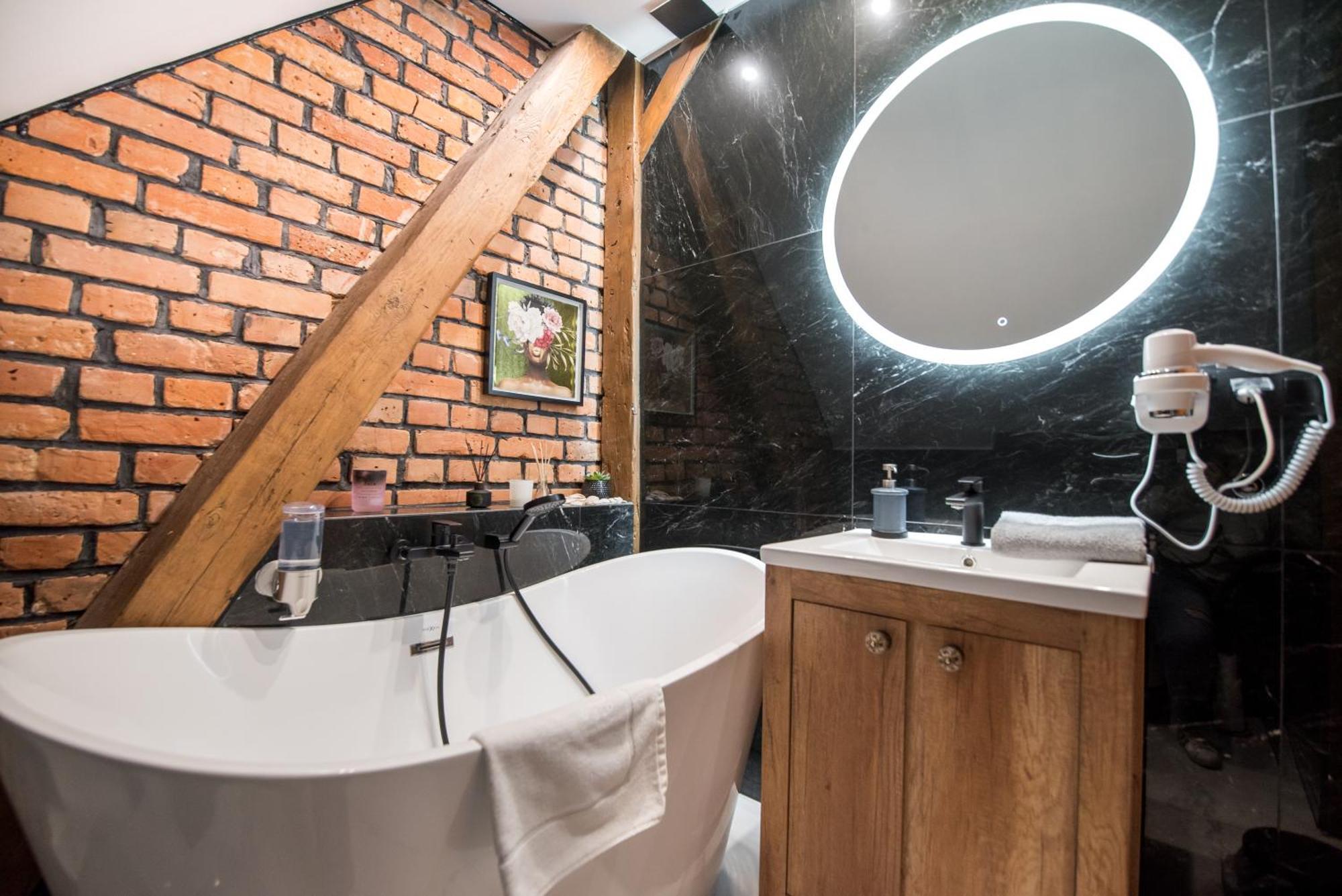 Przytulny Apartament Z Wieżą Gliwice Zewnętrze zdjęcie